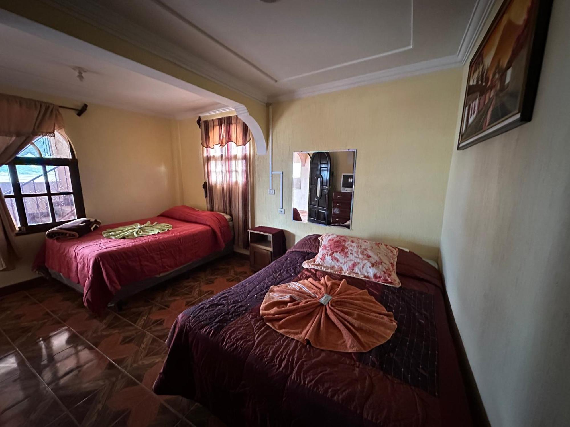 Hospedaje Gonzalez San Pedro La Laguna Bagian luar foto